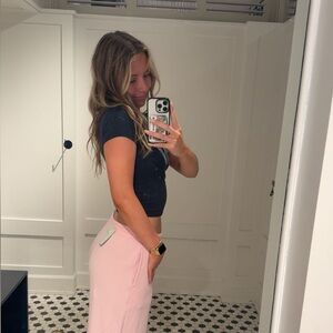 Meet your Posher, Ava